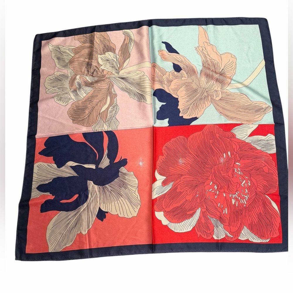 🌺Colorful Floral Print Silk Scarf in Navy, Red, Pink, Mint tones. 23” square